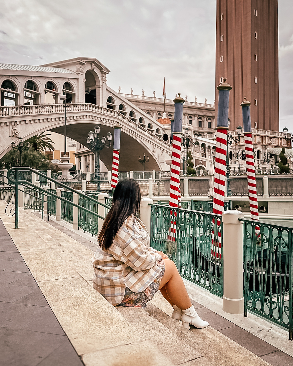Las Vegas Instagram Spots: 17 Unknown Places for Stunning Photos, Seeking  Neverland
